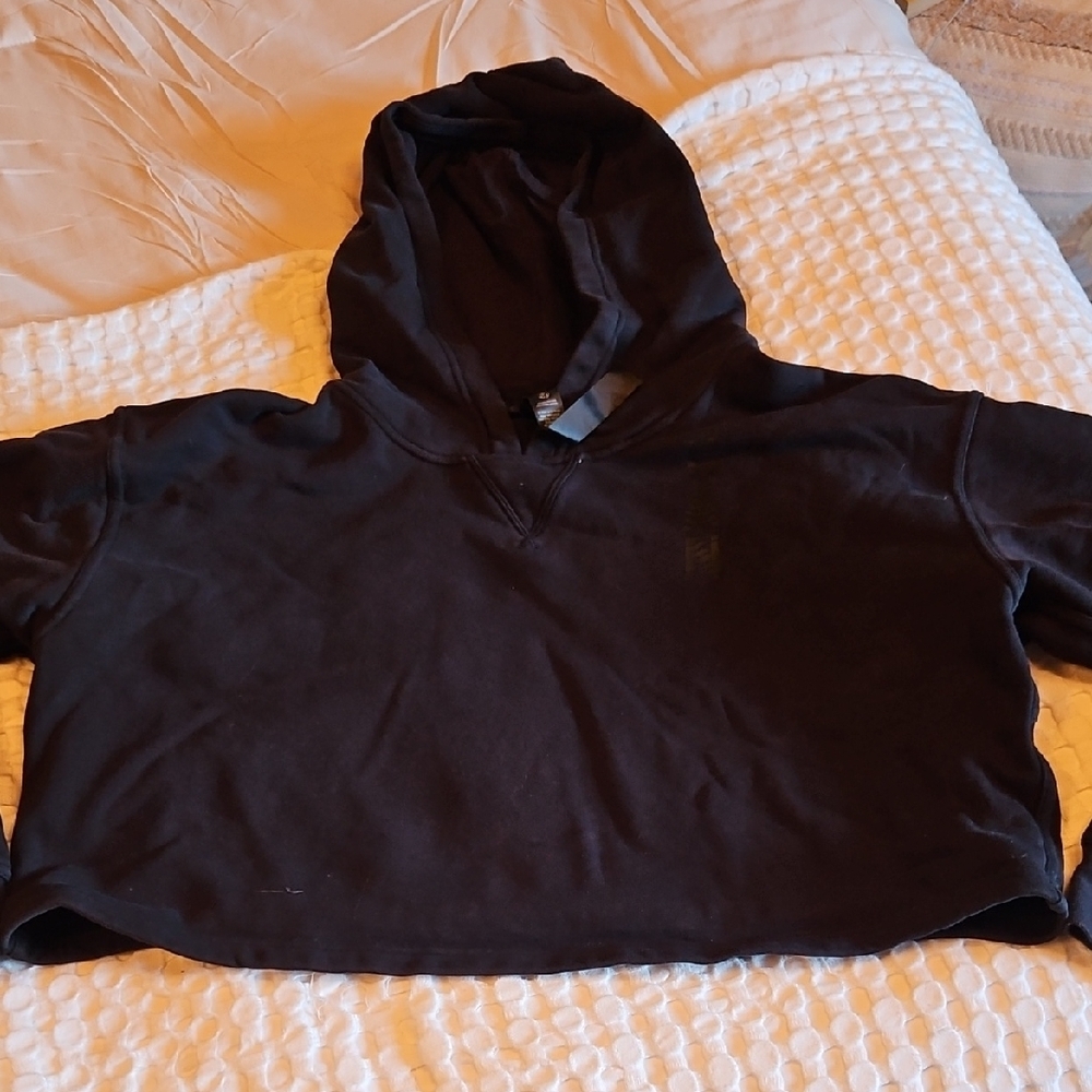 Black Cropped Lululemon Team Canada Hoodie Size 14